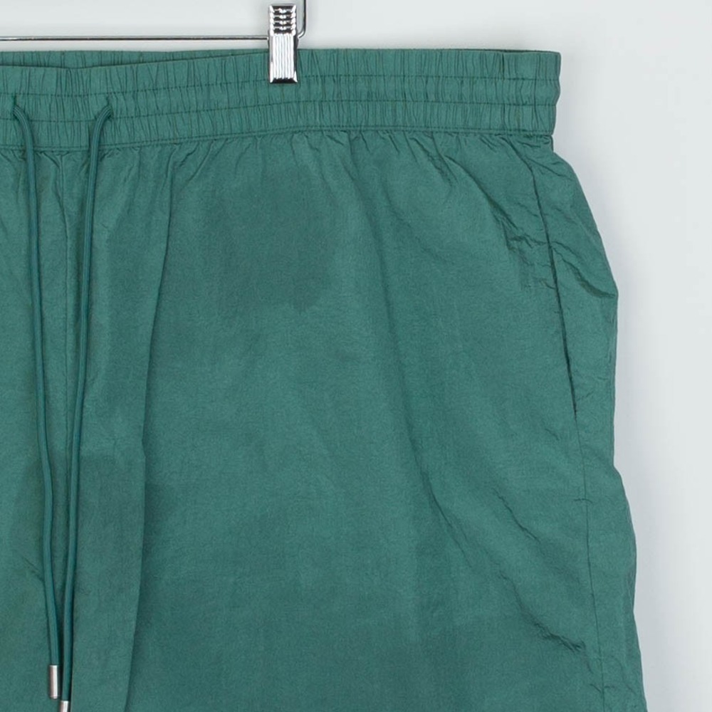 Future Collective‎ Green Activewear Nylon Elastic Waist Shorts 2X Athleisure Gym - Picture 2 of 8